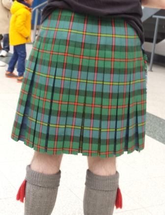 Box-Pleat-Alastair-Callum