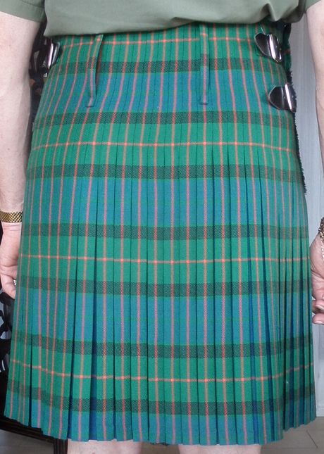 Military-box-pleat-1